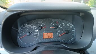 Fiat Grande Punto s benzínovým motorem 1.2 - 6