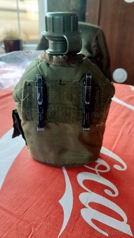 US polní láhev (Vietnam era) - 6