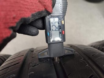 Letní pneu Continental 235/65/16C - 6