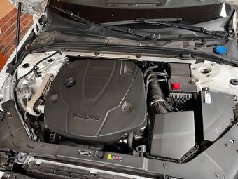 VOLVO V60 2,0 D4 140 kW, 4x4,CROSS COUNTRY, DPH - 6