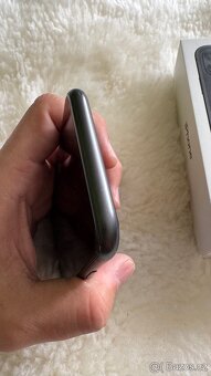 Apple iPhone 11 – 64 GB, černý, TOP stav, nová baterie - 6