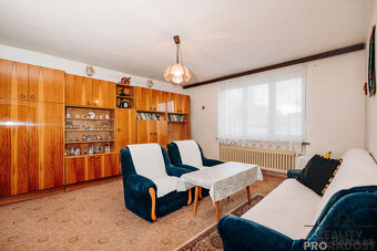 Prodej bytu 3+1 71m² se zahrádkou a dvougaráží – Nádražní - 6