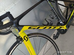 Prodám silniční carbon kolo Scott - 6