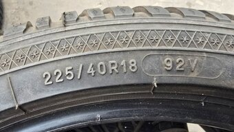 Zimní pneu 225/40/18 Kleber - 6