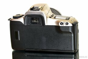 Canon EOS 300 + blesk + brašna TOP STAV - 6