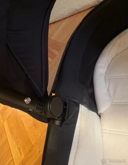 Korba Cybex Priam Lux Carry Cot 2024 - Black - 6