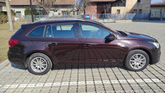 Prodám Chevrolet Cruze, 2,0 VCDi, kombi - ZLEVNĚNO - 6
