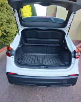 Nissan Qashqai 1.5 dCi N-Connecta - 6
