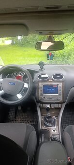 Prodám auto Ford Focus - 6