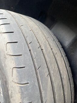 PNEU GOODYEAR - 6