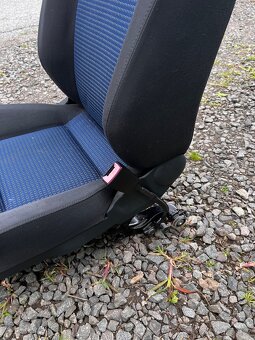 Sedačka spolujezdce Škoda Superb 1 - 6