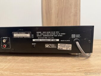 Akai at-52 - 6