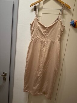 Společenské šaty na ramínka, vel. 40 - 6