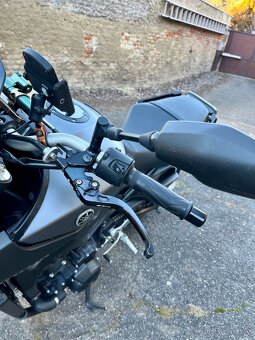 Yamaha MT 09 - 6