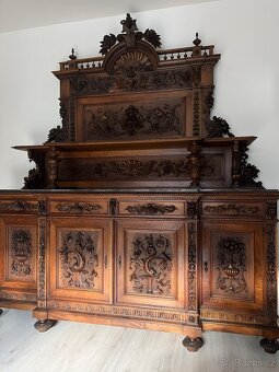 Historický kredenc - 6