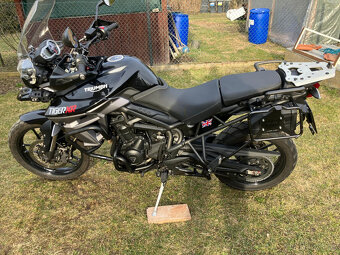 Triumph Tiger 800 XR - 6