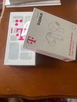 T Phone 2 telefon - 6