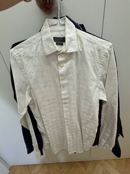 8 ks pánských košilí vel. S, slim fit - 6