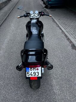 Yamaha XJR 1300 - 6