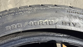 Letní pneu 225/45/18 Good Year Run Flat - 6