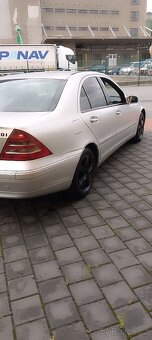 Prodám Mercedes Benz c 22cdi velice dobře stavu 22cdi - 6