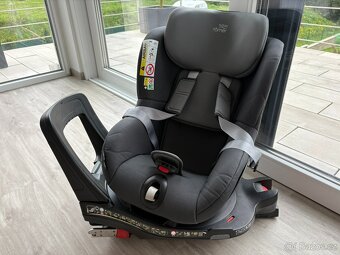 Prodaám Britax Römer Dualfix i-Size – otočná autosedačka - 6
