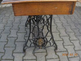 šicí stroj Singer,Royal a ANKER - 6