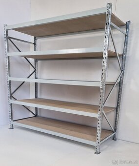 Průmyslový policový regál – pevný a kvalitní. - 6