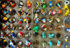 Velká sbírka figurek z Kinder vajíček - 790 kusů - 6