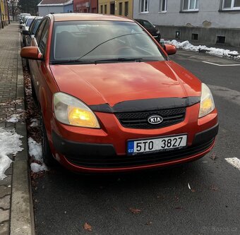 KIA RIO 1.5CRDI - 6