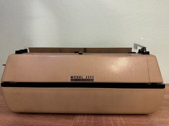 Psací stroj CONSUL - 6