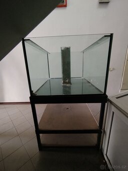 Akvárium 870l s kovovým stojanem - 6