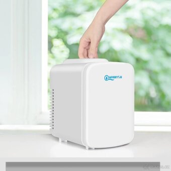 WANNYTON malá přenosná lednička 4L - 6