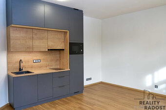 Apartmán 2+kk v nově vybudovaném resortu, Rejhotice, Loučná - 6