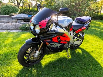 Honda CBR 900RR Fireblade, SC28, origo plasty i polepy - 6