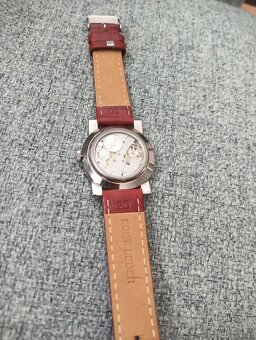 Zaujímavé atypické hodinky - naťahovacie, mechanické - 6