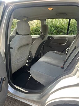 Ford Fusion 1.4 - 6