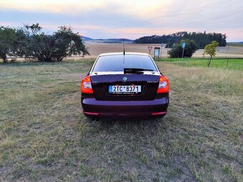 Škoda Octavia 2 lim. Elegance - 6