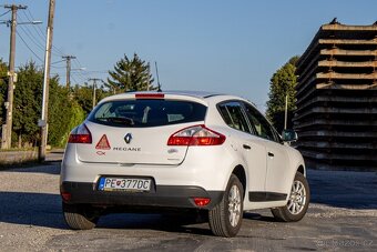 Renault Mégane 1.6 16V Expression / AJ NA SPLÁTKY / - 6