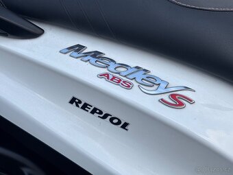 Skútr Piaggio Medley 125 - 6