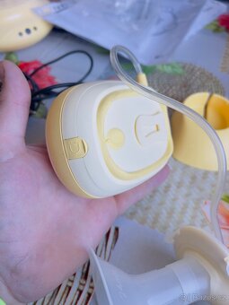 Odsávačka mléka Medela - 6