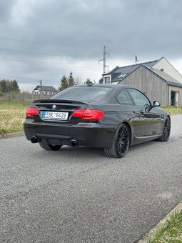 Bmw E92 335i LCI look červený interier - 6
