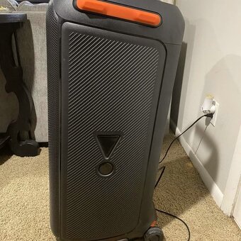 JBL 710 800W - 6