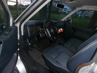 Vokswagen Caravelle 2,5TDI, 75kw, 9míst, možnost odpočtu DPH - 6