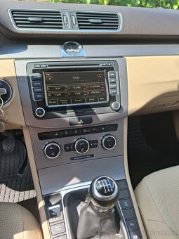 VW Passat 1,6 tdi, 77kw, rok výroby 2012 - 6