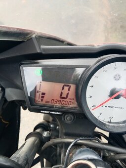 Yamaha YZF-R125 - 6