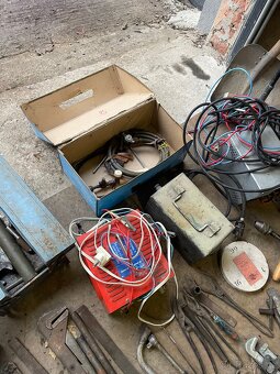 Úklid staré dílny - 6