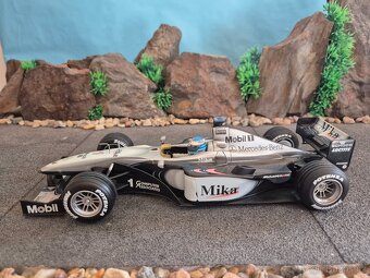 Prodám model formule F1 1:18 Mercedes Benz Mclaren MP4/15 - 6