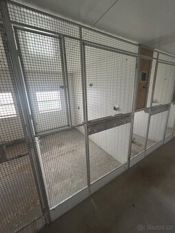 Voliéry pro exotické ptactvo - velké papoušky - 6