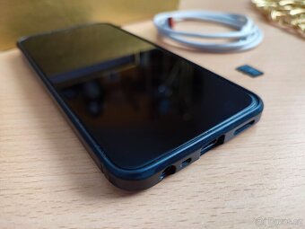 Xiaomi Redmi 9 + obal + napájecí kabel + SD karta - 6